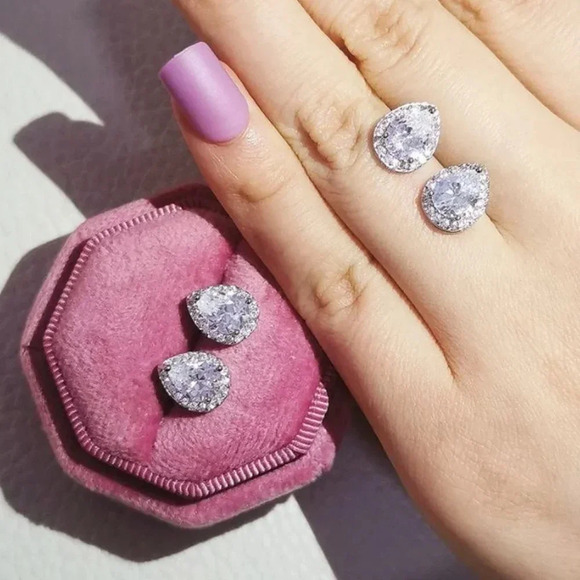 925 Sterling Silver Pear Cut Diamond Ring Earrings - Picture 9 of 10